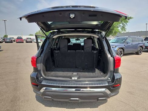 Used 2020 Nissan Pathfinder S FWD image 26