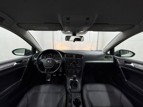 Used 2019 Volkswagen Golf Alltrack S AWD/4WD image 9