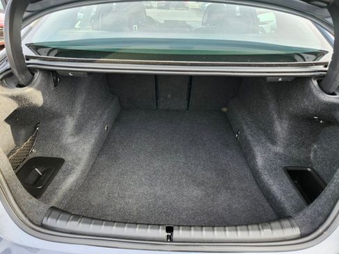 Used 2018 BMW 540i xDrive image 30