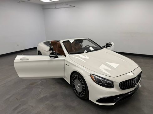 Used 2017 Mercedes-Benz S 63 AMG 4MATIC Cabriolet w/ Driver Assistance Package image 43
