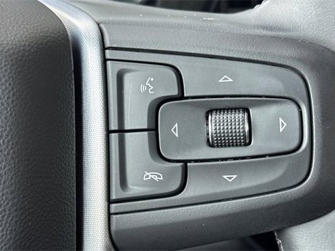 Used 2023 GMC Sierra 1500 Elevation image 39