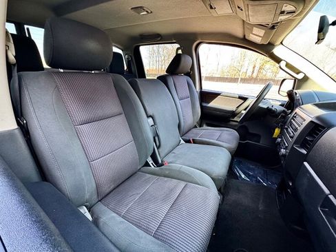Used 2012 Nissan Titan SV image 21