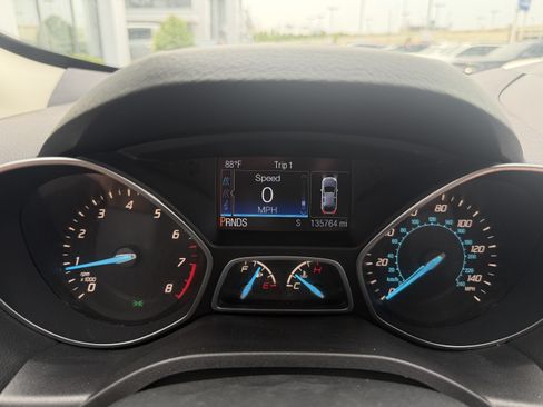 Used 2016 Ford Escape SE w/ SE Chrome Package AWD/4WD image 38