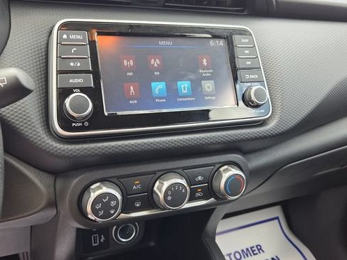 Used 2025 Nissan Kicks Play S FWD image 19