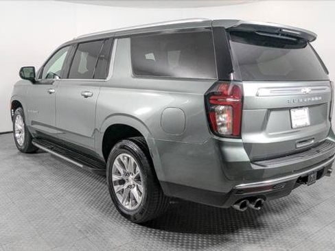 Used 2023 Chevrolet Suburban Premier AWD/4WD image 6