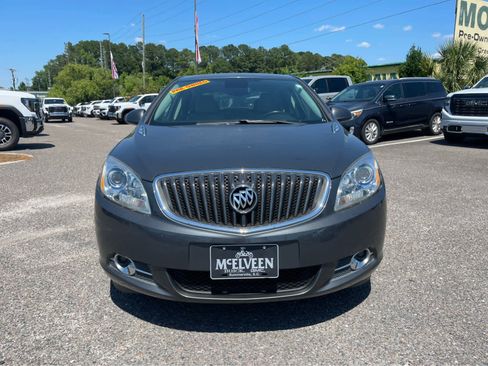 Used 2013 Buick Verano FWD image 2