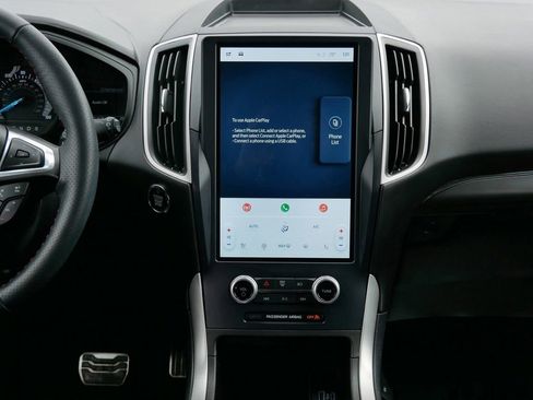 Certified 2023 Ford Edge ST-Line w/ Class II Trailer Tow Package image 16