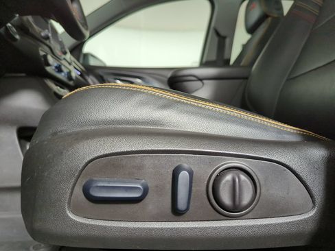 Used 2023 GMC Terrain AT4 w/ Infotainment Package II AWD/4WD image 25