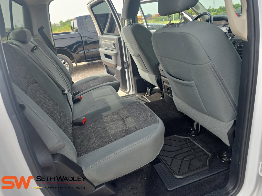 Used 2015 RAM 1500 Big Horn AWD/4WD image 12