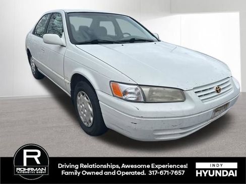 Used 1997 Toyota Camry LE image 7