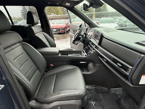 Used 2025 Hyundai Santa Fe Calligraphy image 23