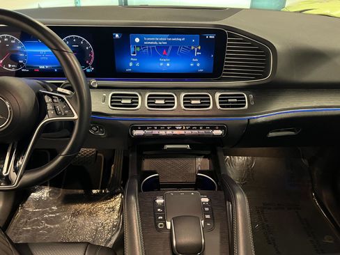Used 2025 Mercedes-Benz GLE 350 4MATIC image 17