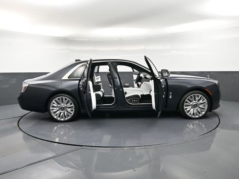 New 2026 Rolls-Royce Ghost AWD/4WD image 39