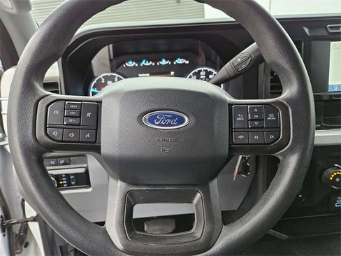 Used 2023 Ford F350 XLT w/ FX4 Off-Road Package image 19