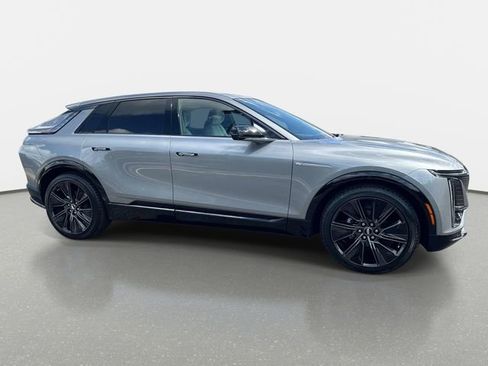 Certified 2024 Cadillac Lyriq Sport AWD/4WD image 7
