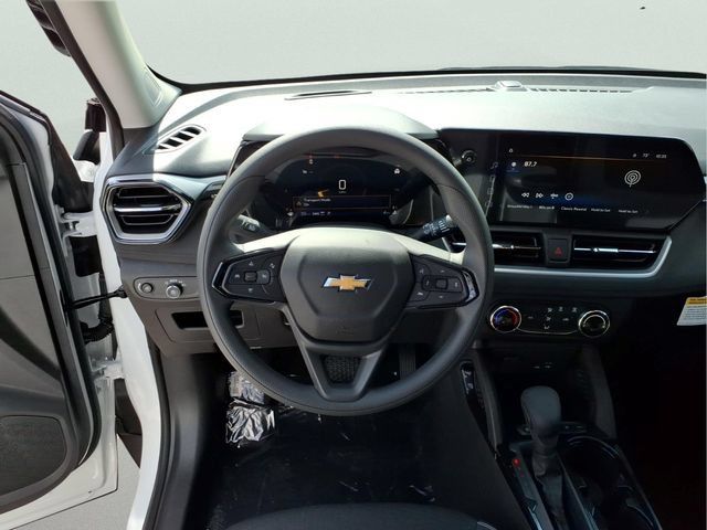 New 2026 Chevrolet TrailBlazer LS w/ LS Convenience Package AWD/4WD image 13