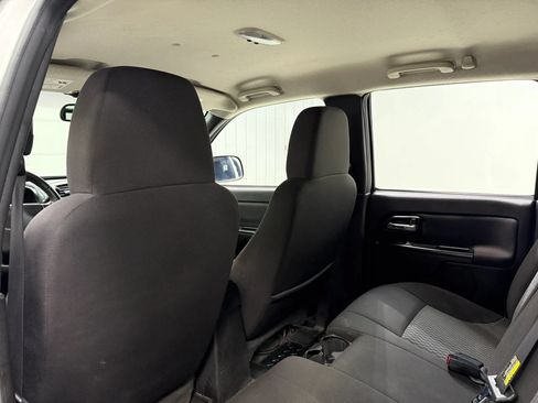 Used 2012 Chevrolet Colorado LT AWD/4WD image 16