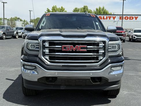 Used 2018 GMC Sierra 1500 SLT AWD/4WD image 3