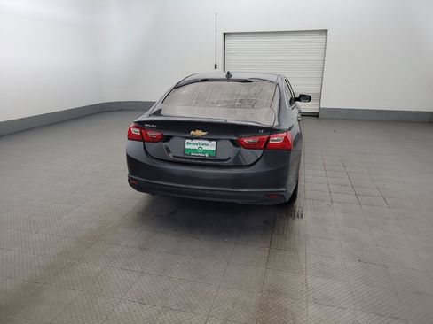 Used 2018 Chevrolet Malibu LT FWD image 7