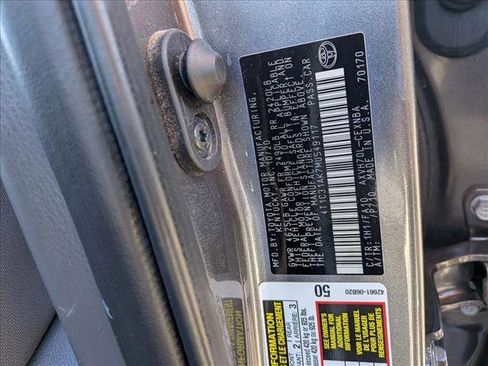 Used 2021 Toyota Camry LE image 22