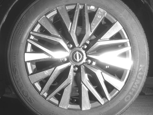 Used 2025 Nissan Altima 2.5 SV image 14