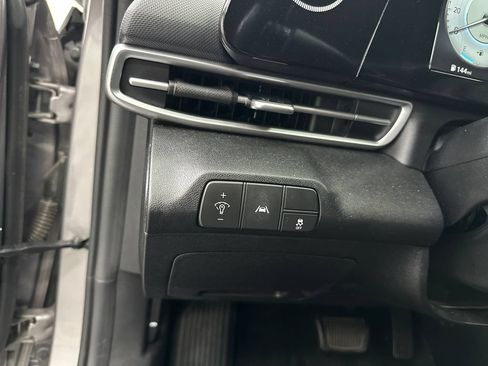 Used 2021 Hyundai Elantra SEL w/ Convenience Package FWD image 29