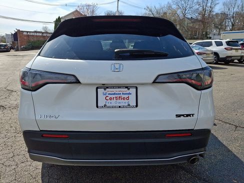 Certified 2024 Honda HR-V Sport image 8
