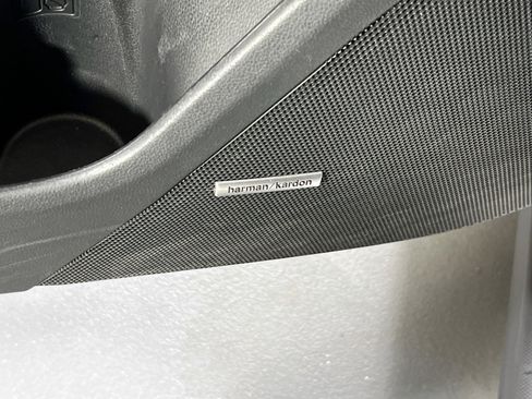 Used 2022 Subaru Crosstrek 2.5i Limited w/ Moonroof Package 2 image 18