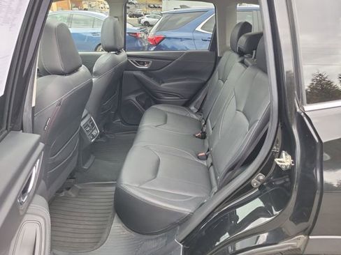 Used 2019 Subaru Forester Touring image 16