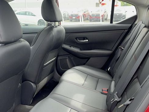 Used 2024 Nissan Sentra SR w/ SR Premium Package FWD image 33