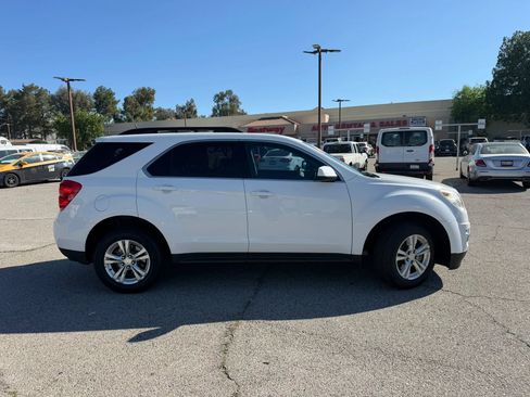 Used 2012 Chevrolet Equinox LT image 2