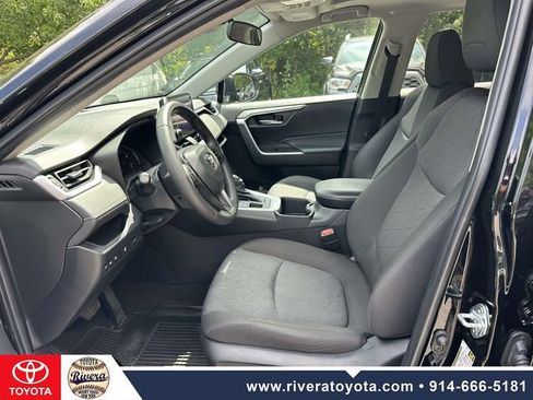 Used 2023 Toyota RAV4 XLE w/ Convenience Package AWD/4WD image 17