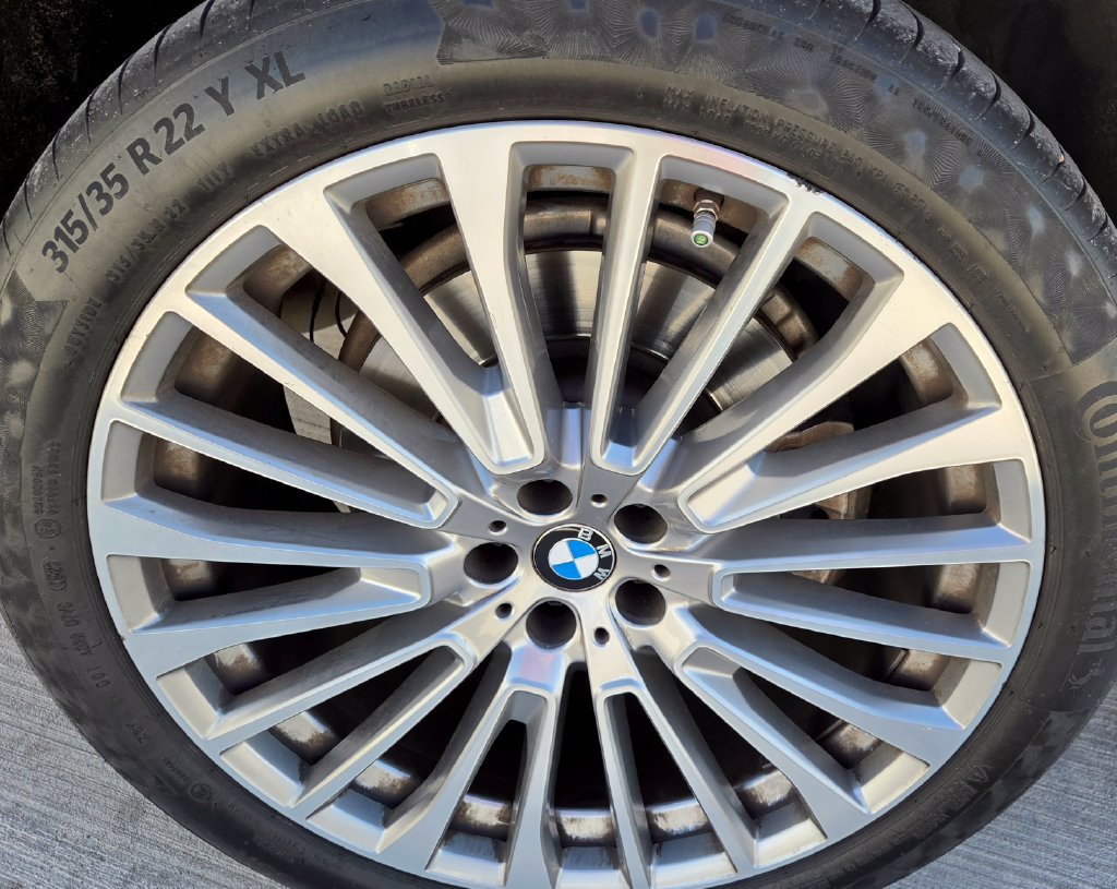 Used 2022 BMW X7 xDrive40i w/ Executive Package AWD/4WD image 10