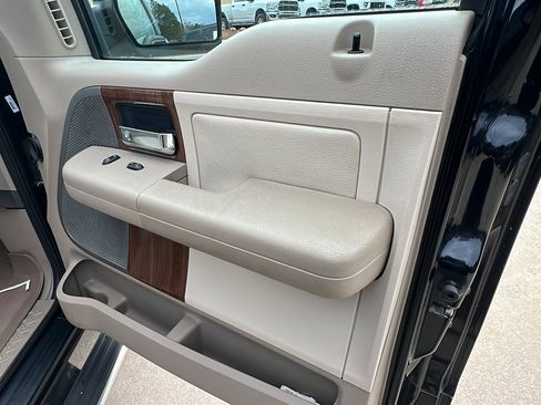 Used 2004 Ford F150 image 19