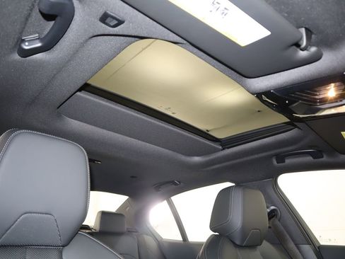 Certified 2025 BMW 530i 530i w/ M Sport Package image 20