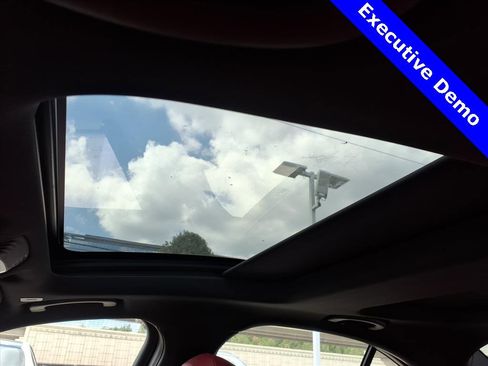 New 2025 Alfa Romeo Giulia Veloce w/ Veloce Package Rwd image 15