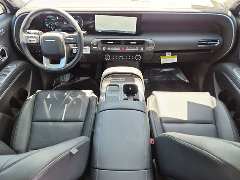 Certified 2026 Hyundai Palisade Limited AWD/4WD image 23
