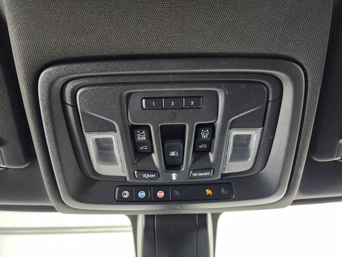 Used 2022 Chevrolet Silverado 3500 High Country image 66