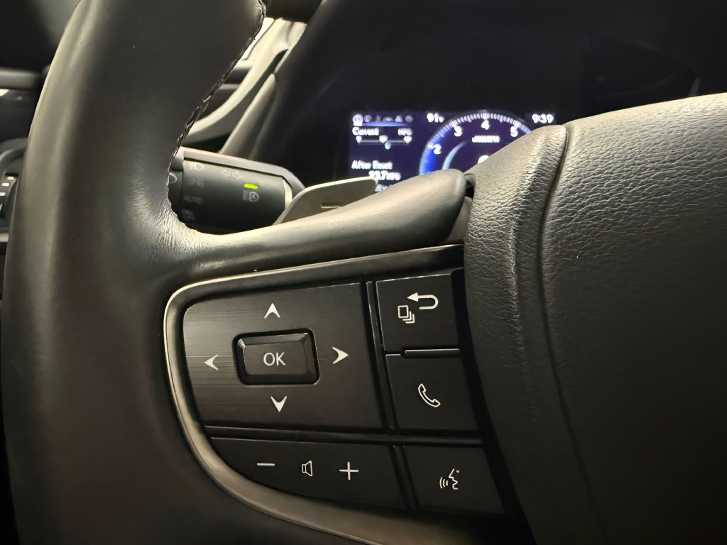 Used 2021 Lexus ES 350 w/ Premium Package FWD image 18