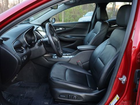 Used 2016 Chevrolet Malibu Hybrid w/ Leather Package image 13