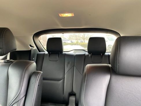 Used 2023 MAZDA CX-9 Touring image 13