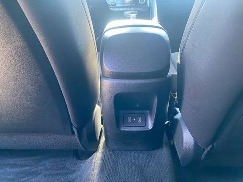 Used 2024 Hyundai Elantra SEL w/ Convenience Package image 30