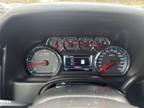 Used 2018 Chevrolet Tahoe LT image 18