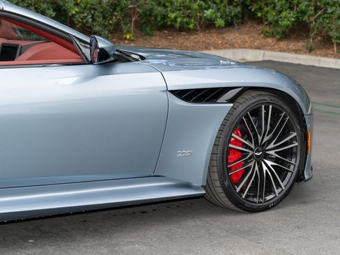 Used 2021 Aston Martin DBS Superleggera Volante image 10