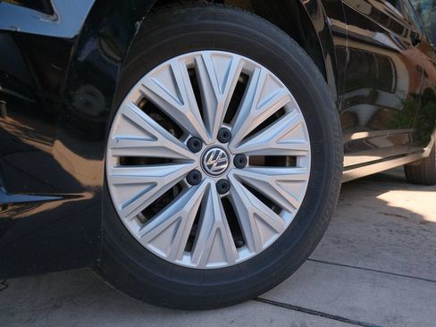 Used 2019 Volkswagen Jetta S w/ Driver Assistance Package FWD image 13