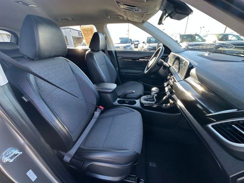 Used 2025 Kia Seltos S image 38