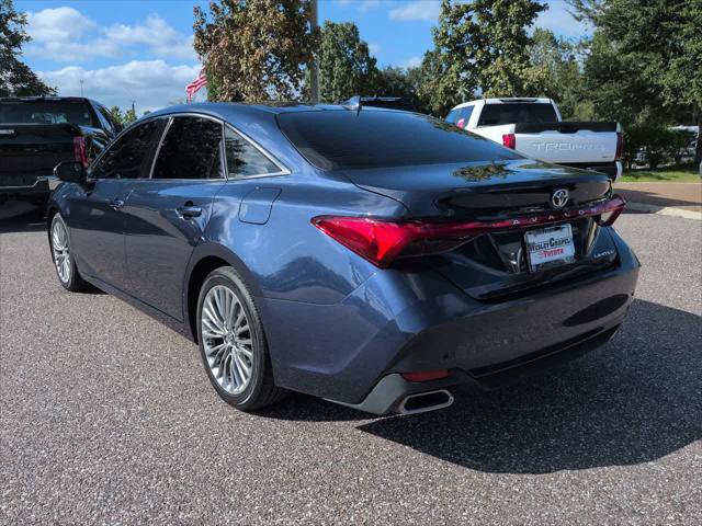 Certified 2019 Toyota Avalon Limited w/ Advanced Safety Package FWD image 4