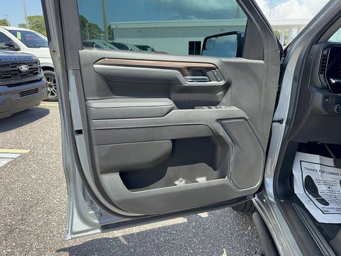 Used 2025 Chevrolet Silverado 1500 LT w/ All Star Edition Plus RWD image 9