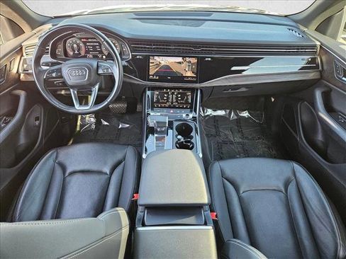 Used 2020 Audi Q8 Premium Plus w/ Premium Plus Package image 16