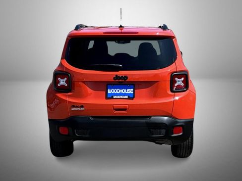 Used 2018 Jeep Renegade Altitude image 6